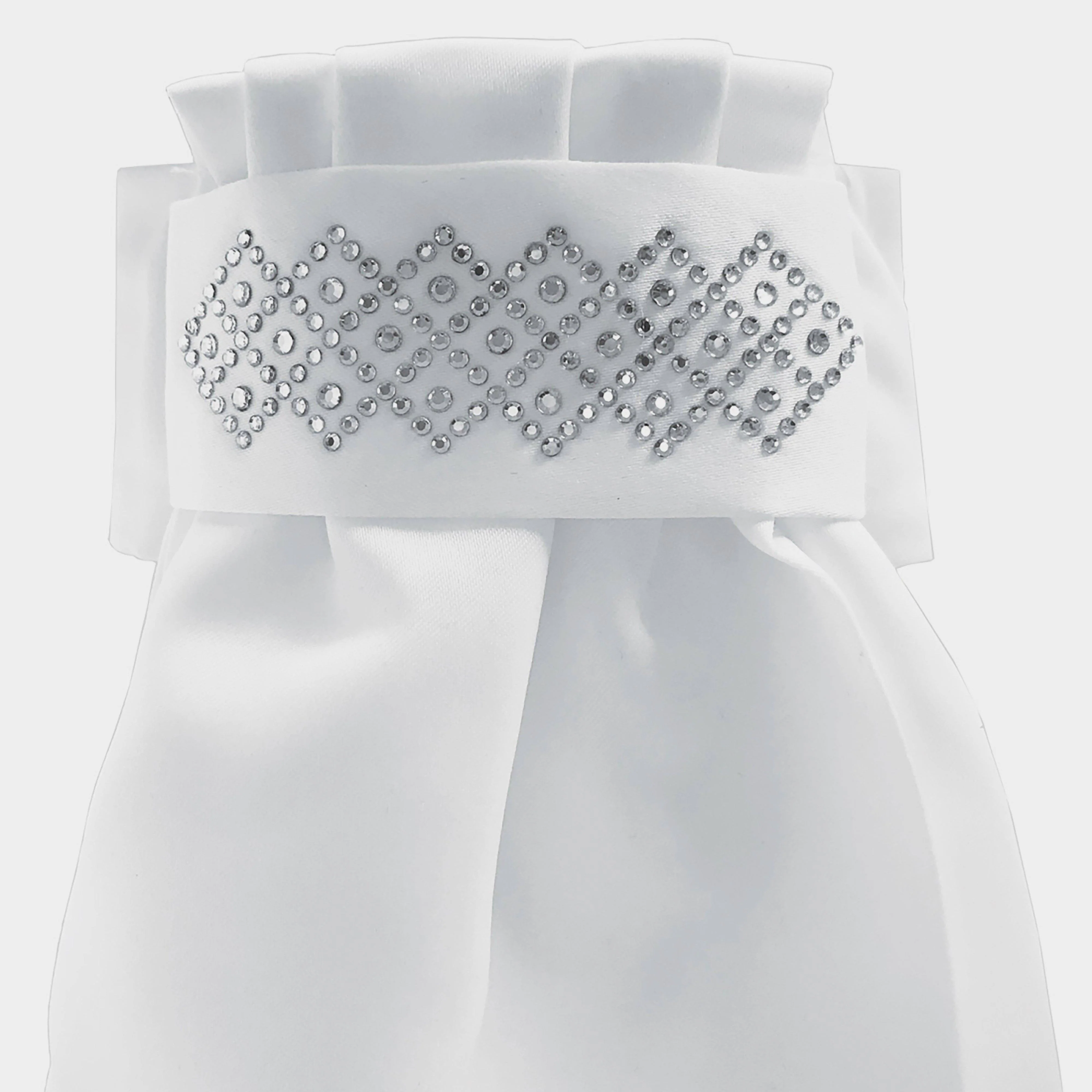 Solitaire Deluxe Tied Stock White