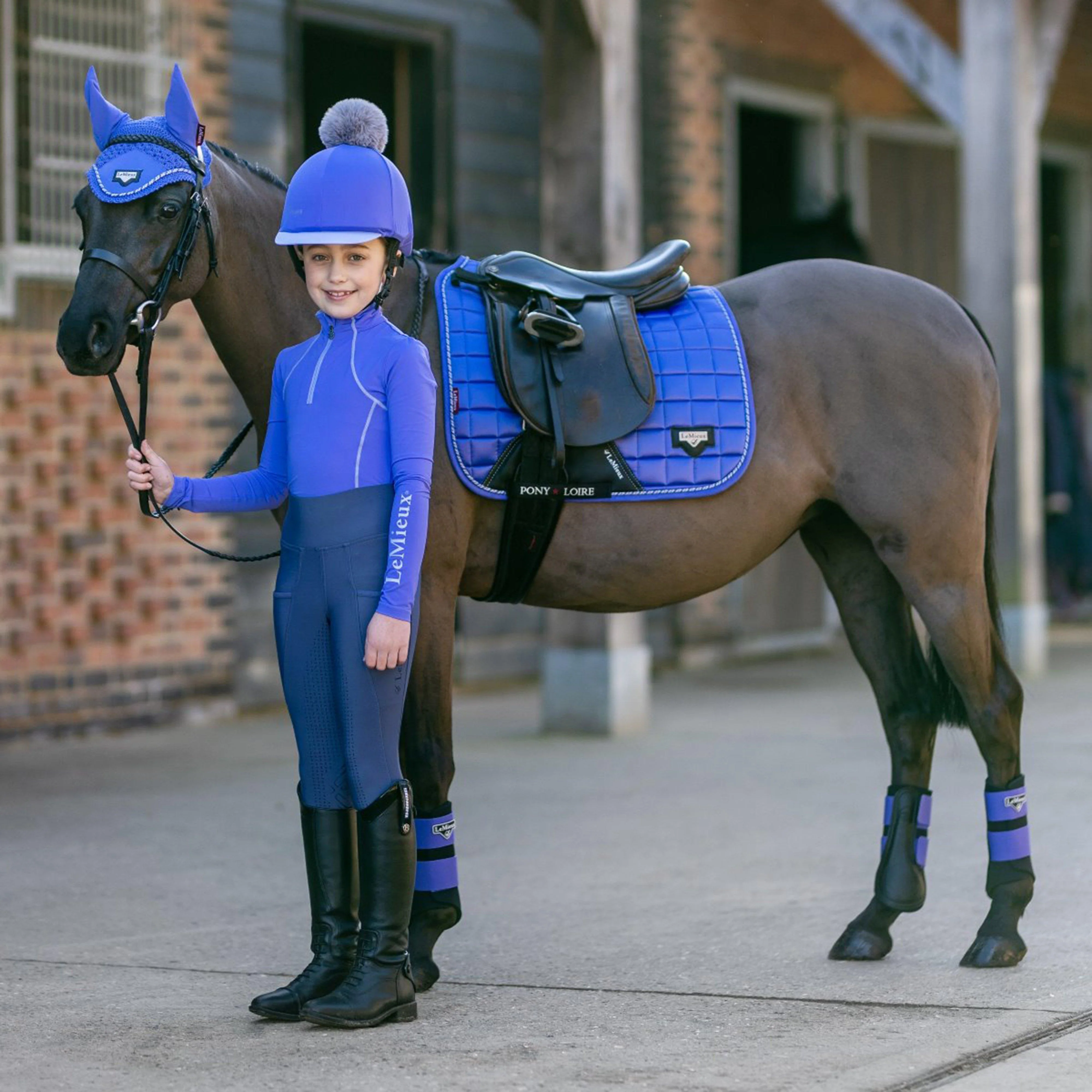 Junior Loire Dressage Pad Bluebell - Image 12