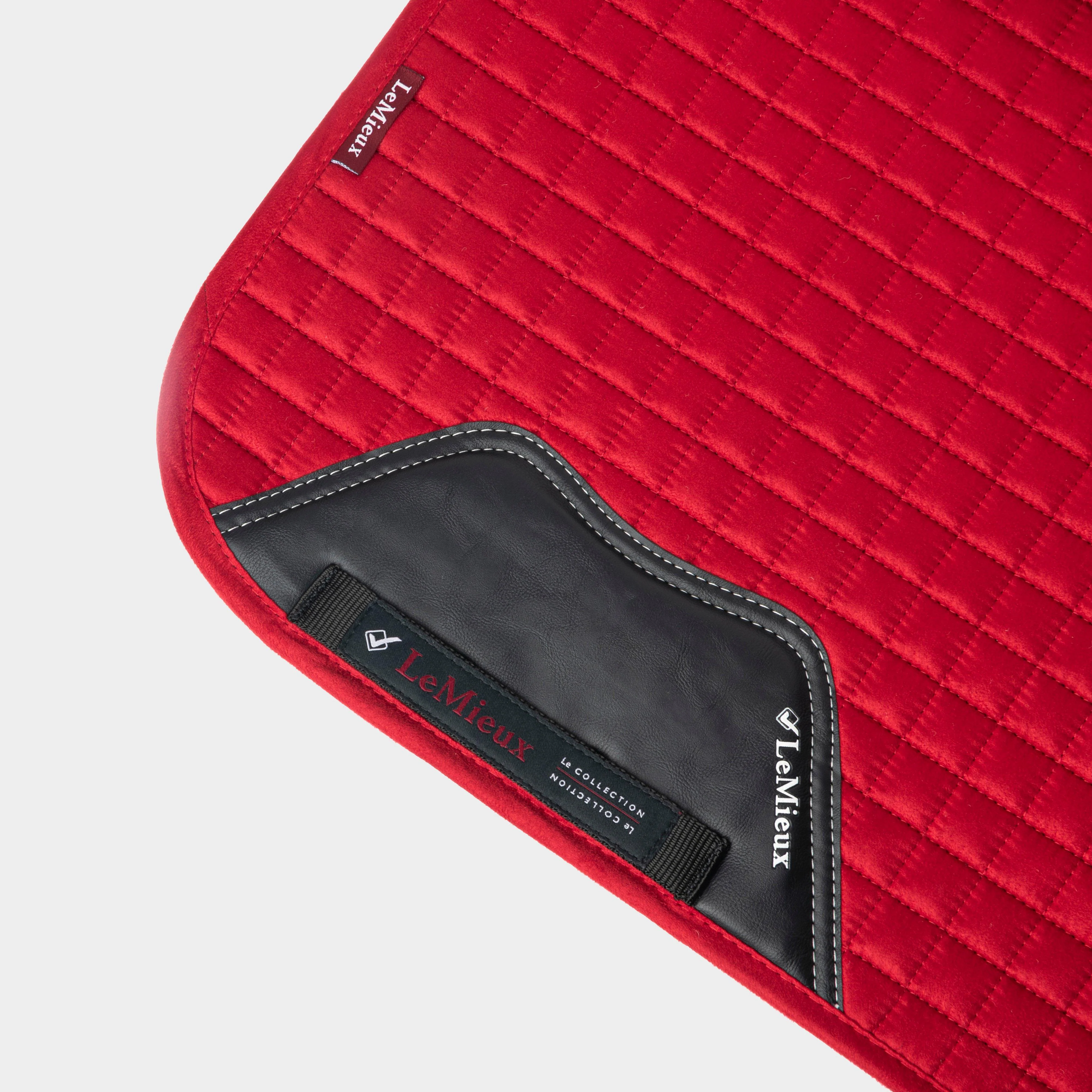 Suede Dressage Saddle Pad Chilli - Image 4