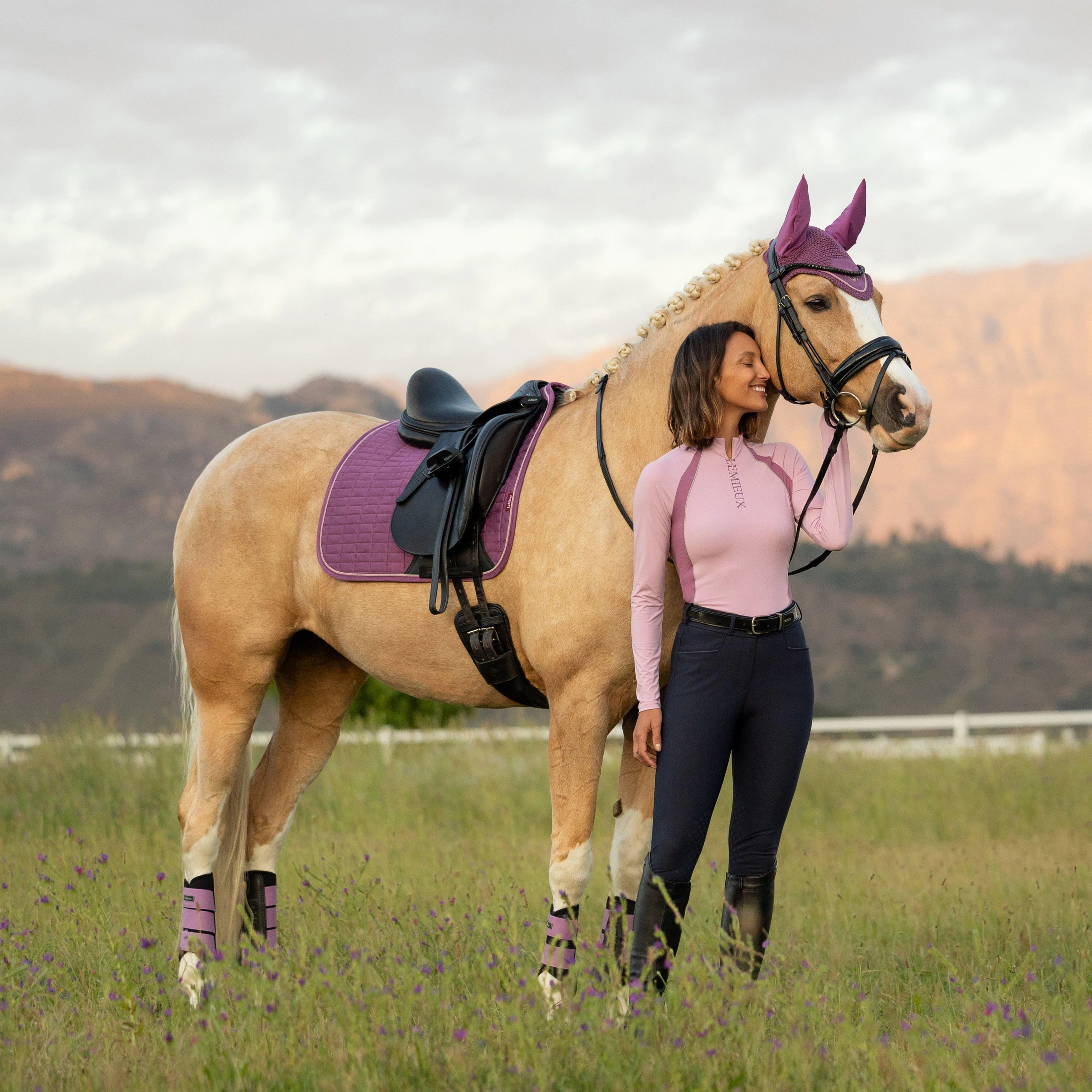 Suede Dressage Saddle Pad Mallow - Image 5