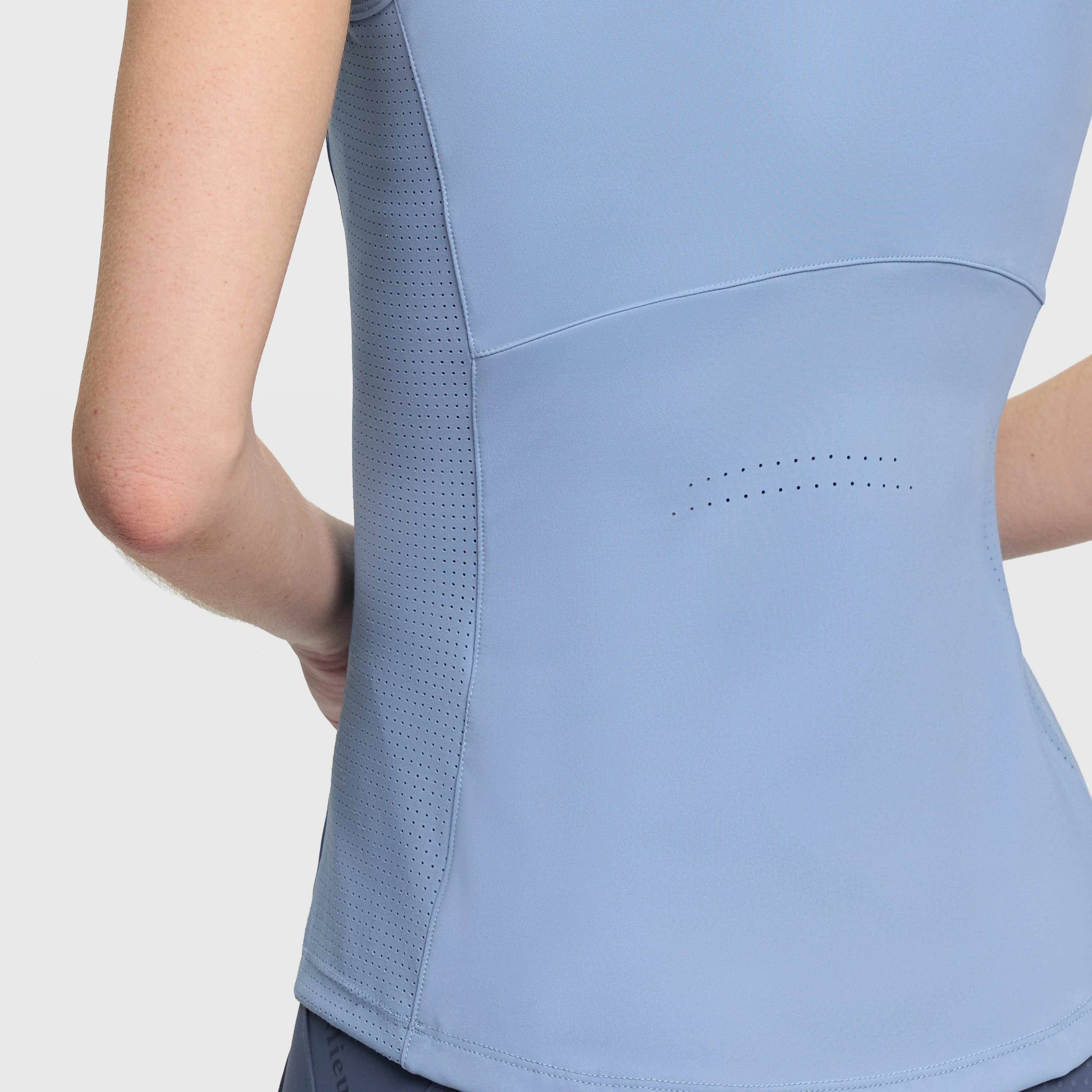 Women's Airflow Sleeveless Base Layer Powder Blue - Image 3