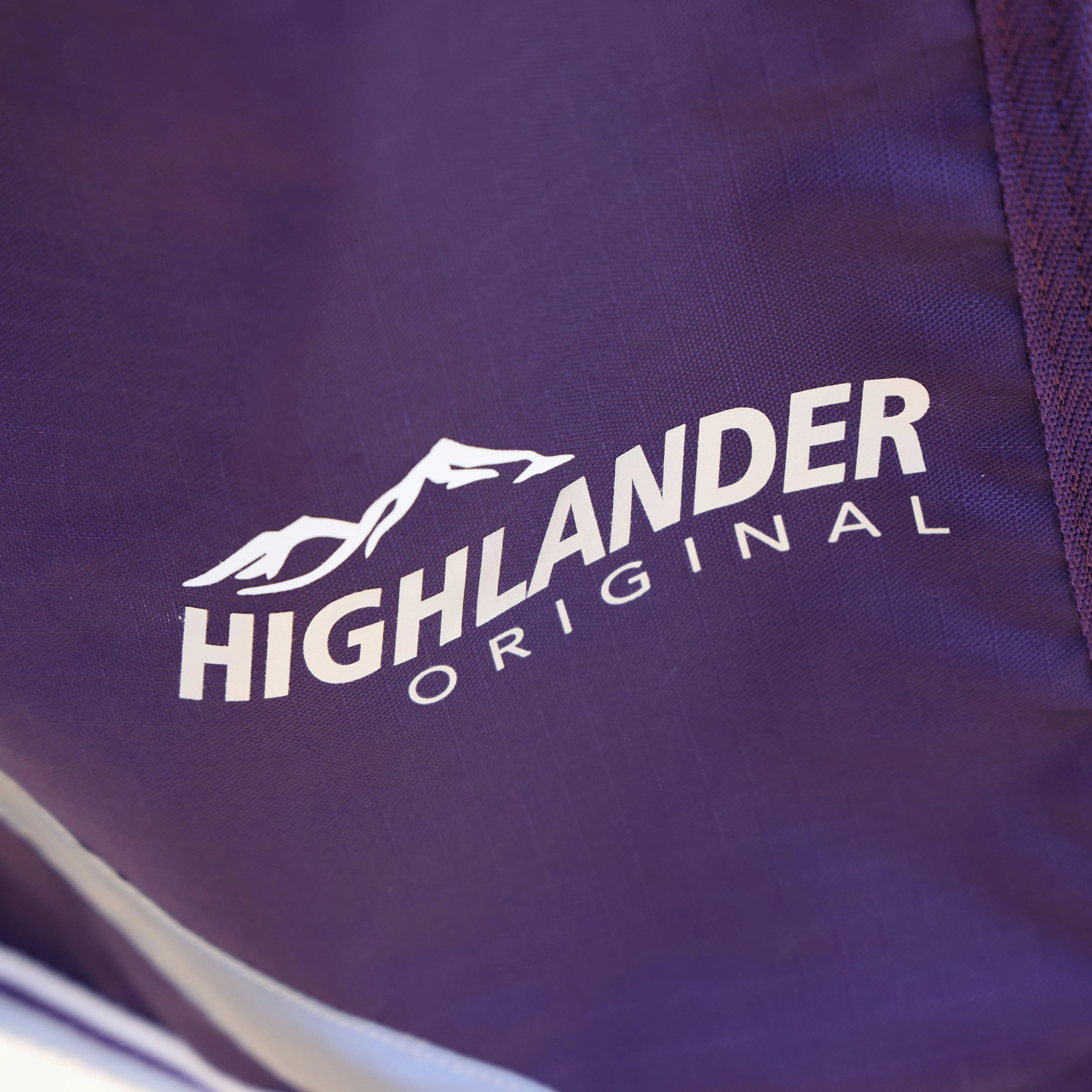 Highlander Original 100g Combo Neck Turnout Rug Plum - Image 4