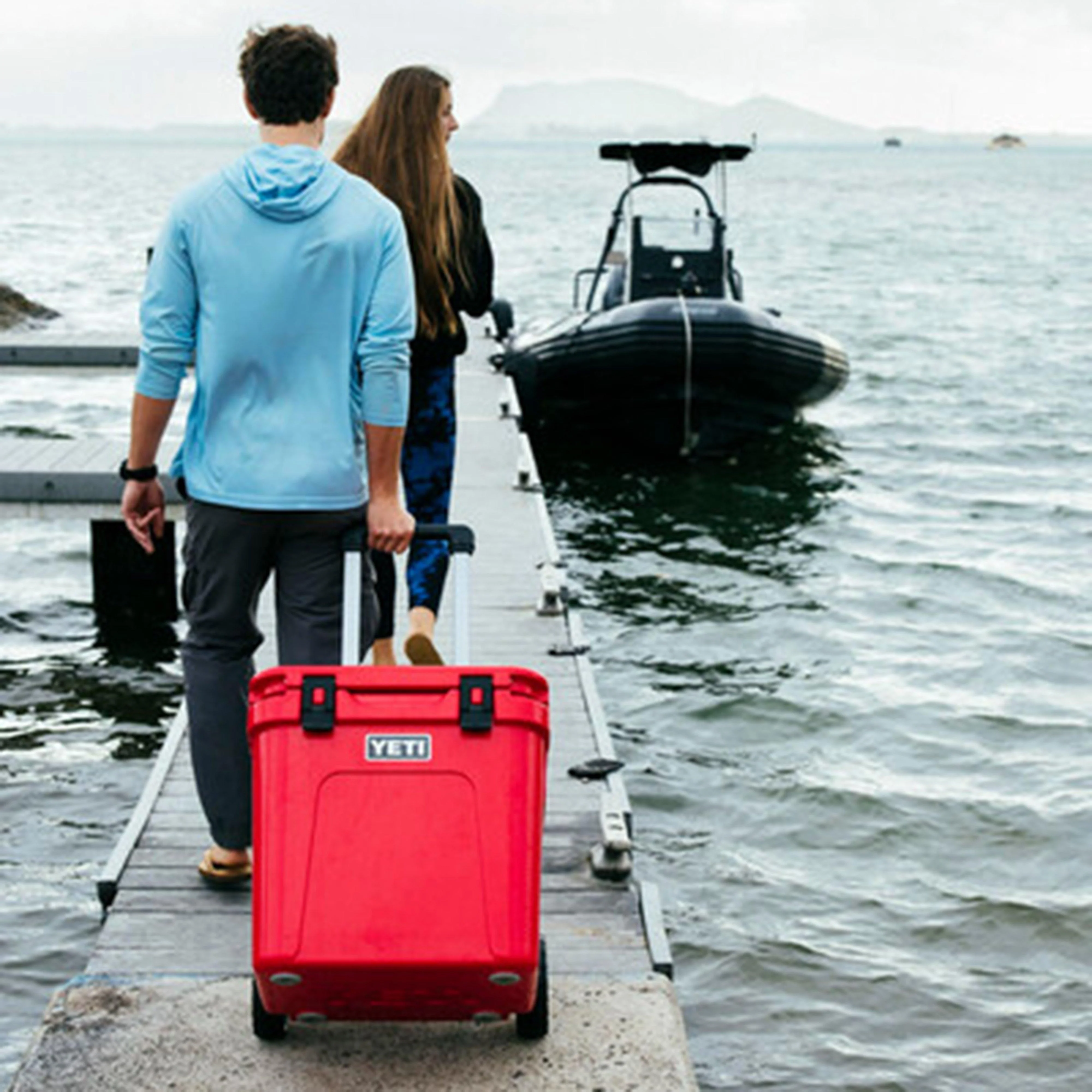 Roadie® 48 Wheeled Cool Box - Image 9
